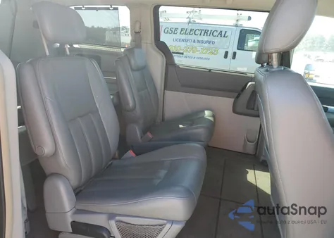 2008 Chrysler Town & Country Touring из США, поврежденный, VIN 2A8HR54P08R763448